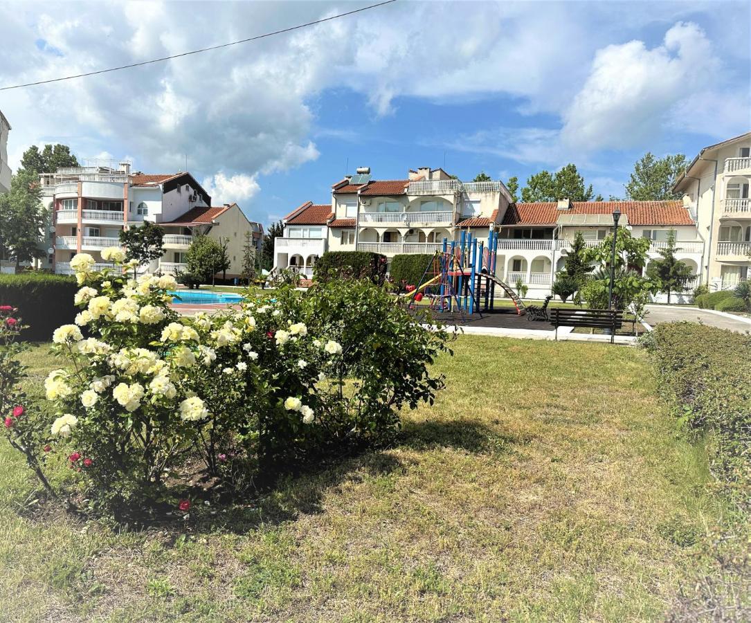 Bravo 1 Morenia Slăntjev Brjag Exteriör bild